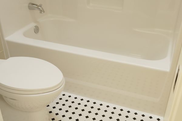 Fiberglass Tub Replacement in Hammond